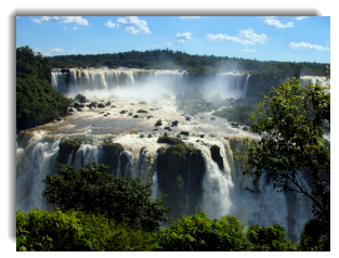 Experience the amazing Iguazu Falls with Fertur Travel