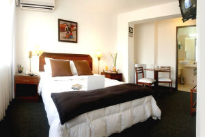 Hotel Mariel room