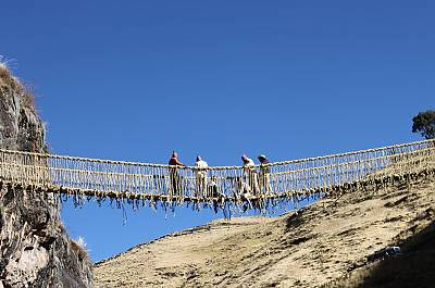 Bridge building craftsmen ~ Â© 2010 Peru National Institute of Culture