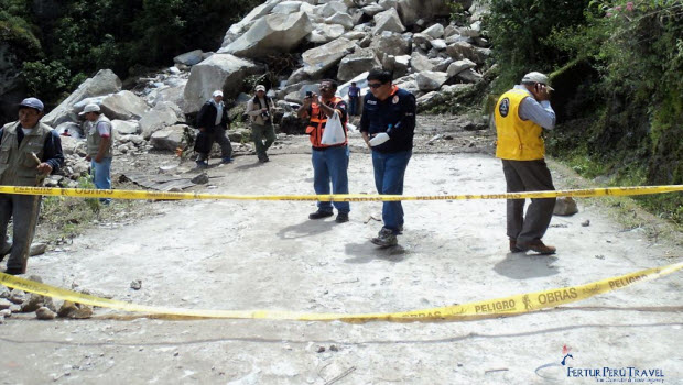 Photos of landslide blocking road to Machu Picchu