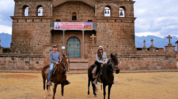 Cusco horseback riding tour in the Sacred Valley of the Inca