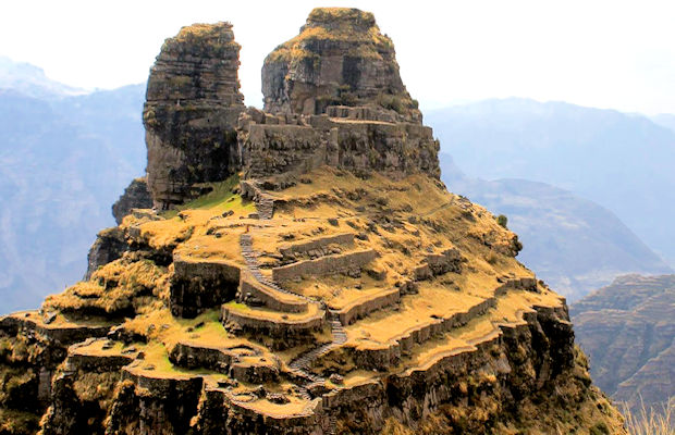 Waqrapukara - Temple fortress of the Inca