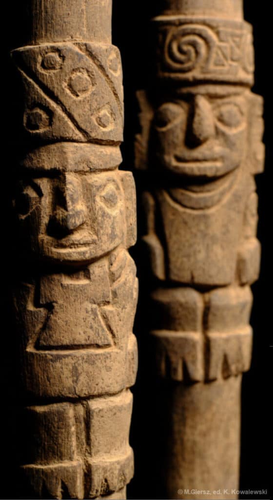 Staff carved in wood with depictions of two dignitaries of the Wari Empire (800-1,100 AD) deposited in a votive deposit covered with a layer of fragments of the tropical shell Spondydus princeps, imported from Ecuador
Â© M.Giersz, ed. K. Kowalewski, published under CC BY-SA 4.0