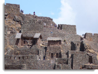 Explore las ruinas de Pisac, como parte de su tour Valle Sagrado.