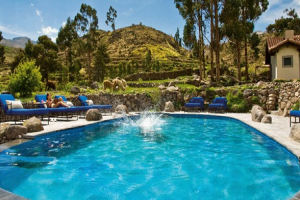 Large pool at the Las Casitas del Colca hotel