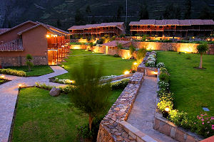 Exterior nighttime - Casa Andina Private Collection Valle Sagrado