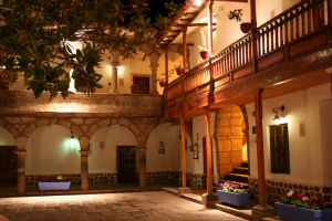 Sonesta Posadas del Inca Sacred Valley Yucay patio at night