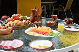 Delicioso desayuno en el Apu Huascaran Hostal