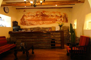 Apu Huascaran Hostal reception desk