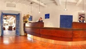 Recepción del Hotel Novotel Cusco - Reservas con Fertur Perú Travel