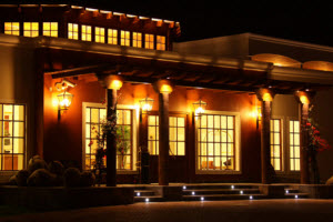 Hotel La Hacienda Bahía Paracas illuminated