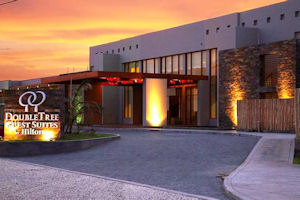 Exterior Hotel Paracas Double Tree by Hilton