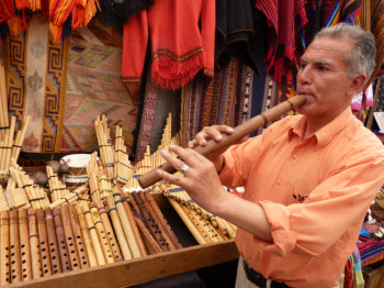 Foto tomada durante un recorrido por el mercado de Pisaq en el Valle Sagrado de los Incas de Cusco