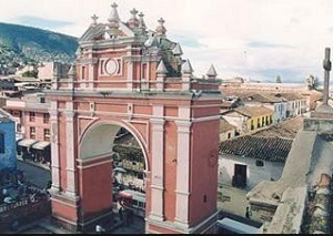 Arco del Triunfo o de San Francisco en Ayacucho Arco del Triunfo o de San Francisco en paquetes turísticos a Ayacucho.