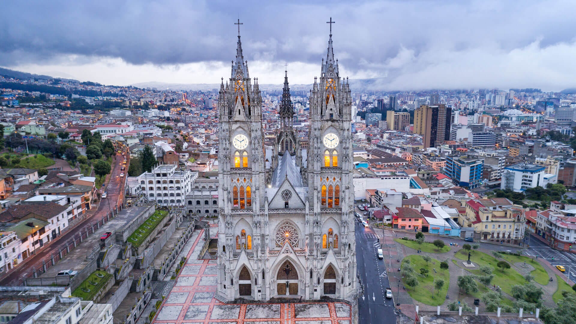 Enjoy 4 days in Quito with Fertur Peru Travel. Book Now!