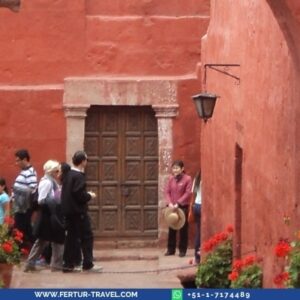 Explore Arequipa in 3 days: visit the stunning Santa Catalina Monastery with its colorful colonial architecture, historic streets, and vibrant painted walls in Peru's White City.