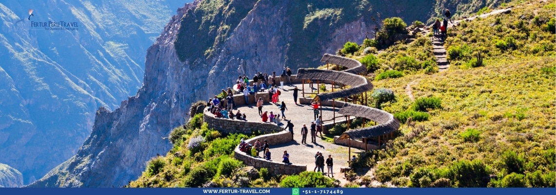 Colca Canyon Peru 4 day tour from Arequipa - condor viewing Cruz del Condor overnight trekking package