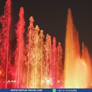 Lima Magic Water Circuit night tour with dinner - illuminated fountain show Parque de la Reserva