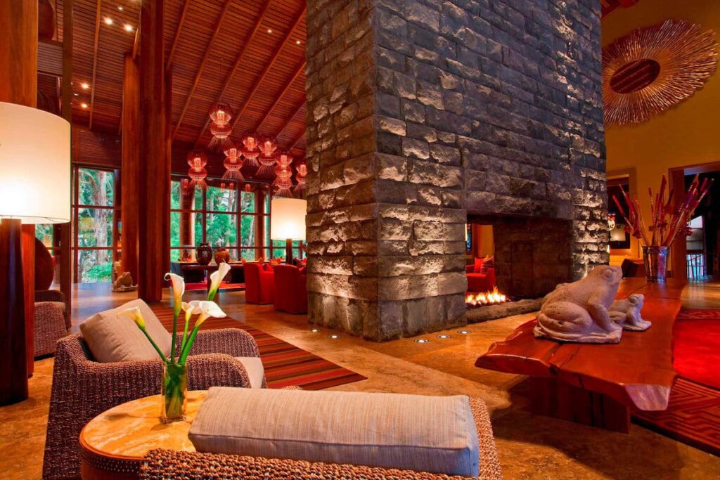 Tambo del Inka a Luxury Collection Resort Spa Lobby Lounge