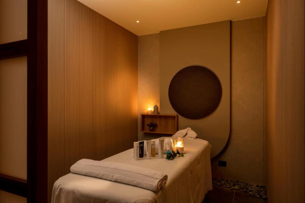 Wyndham Grand Costa del Sol Lima Airport Spa