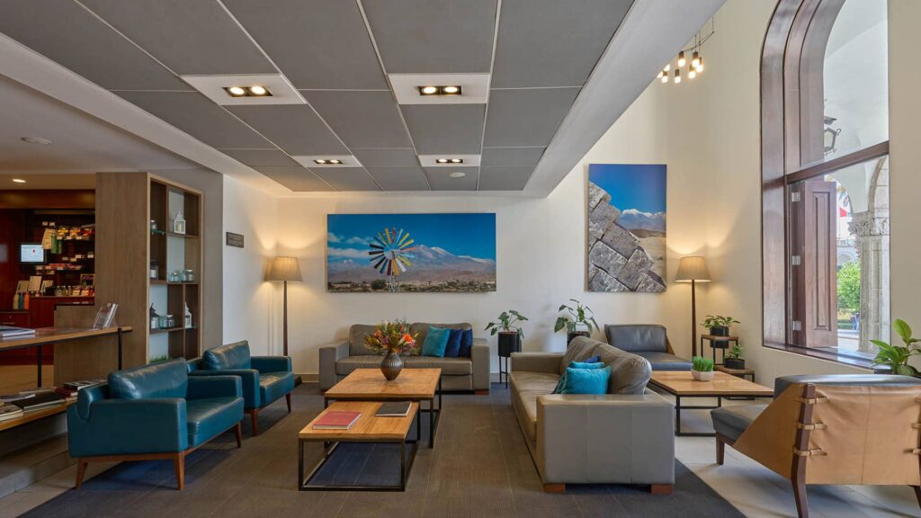 casa andina select arequipa plaza hotel lobby