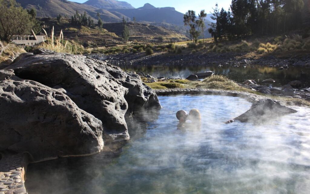 colca lodge hot springs