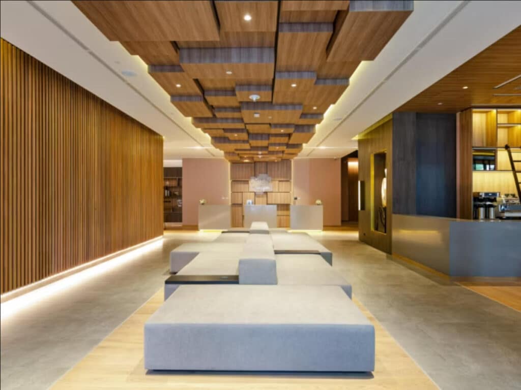 holiday inn lima miraflores lobby reception