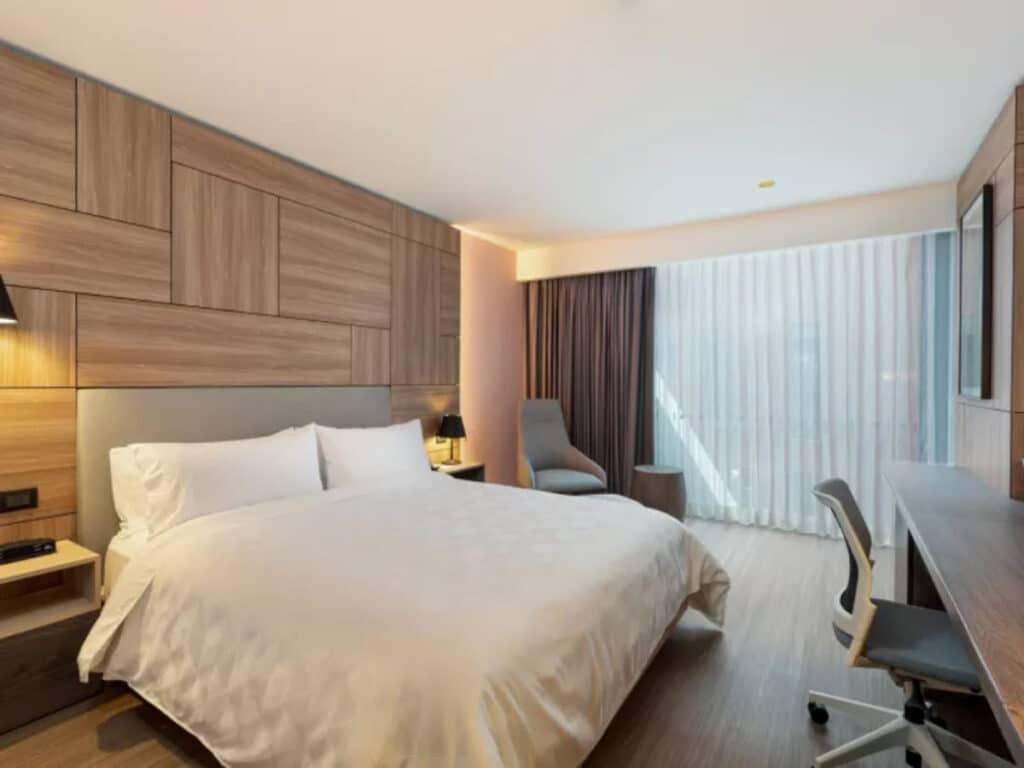 holiday inn lima miraflores matrimonial